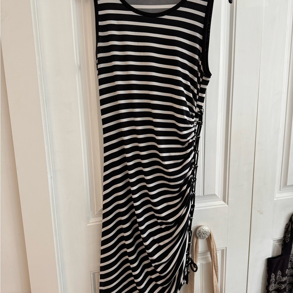 Michael Kors Black and White Ruched Asymmetrical sleeveless Bodycon Dress